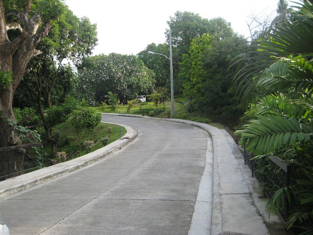 Davao Eagle Ridge Resort Esterno foto